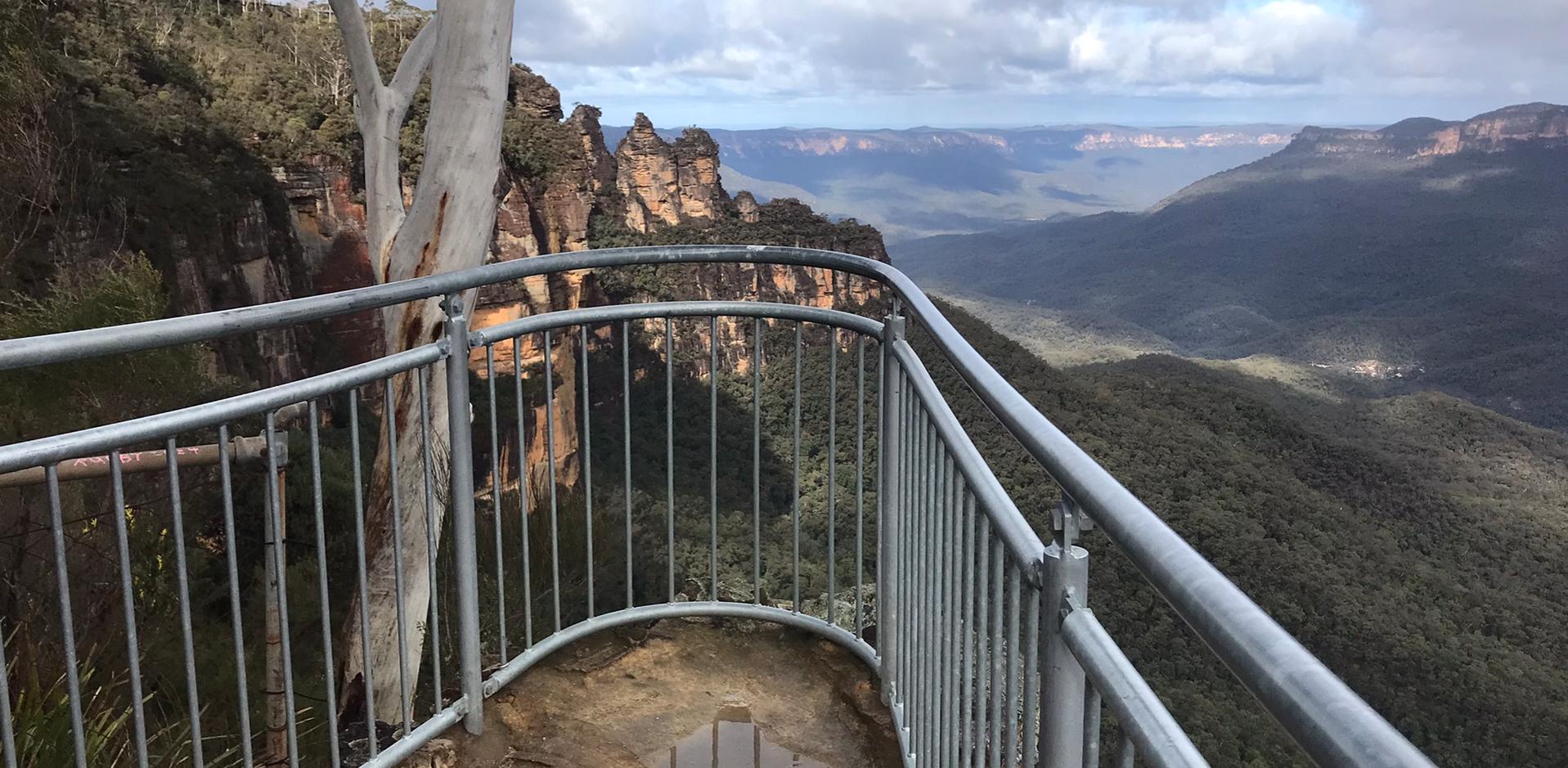 12 Three Sisters from Wollumai Lookout